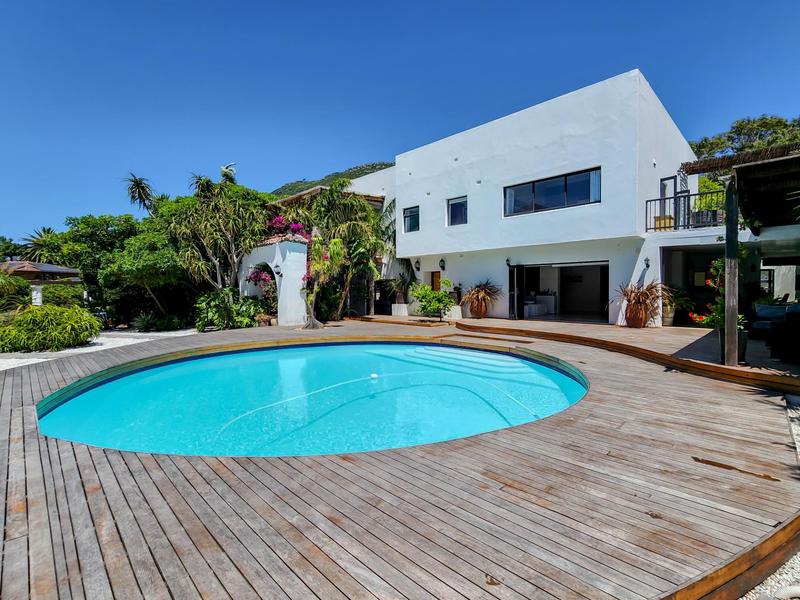 To Let 5 Bedroom Property for Rent in Helgarda Estate Western Cape